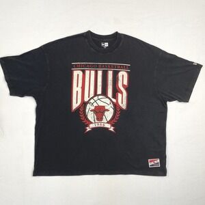 New Era NBA Oversized Distressed Black Chicago Bulls Shirt 3XL